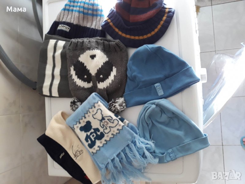 Шалове, шапки, ушанки за момчета на 4-6 годинки - по 2 лв., снимка 1