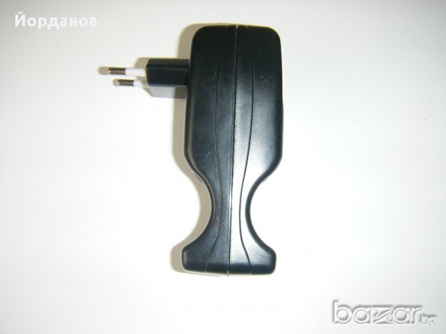 Зарядно устройство за акумулаторни батерии, снимка 5 - Захранвания и кутии - 14761288