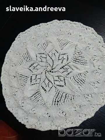 Продавам покривки плетени на 5 куки, снимка 4 - Декорация за дома - 16835687