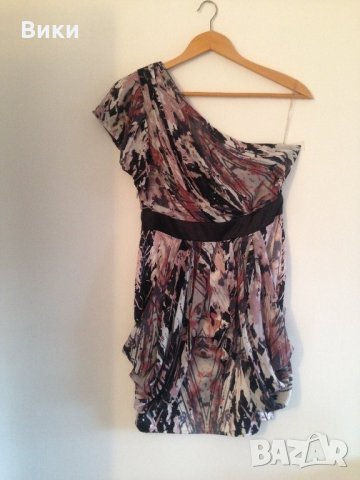 Страхотна рокля