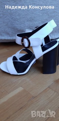 Сандали със стабилен ток. БЕЛИ, снимка 1