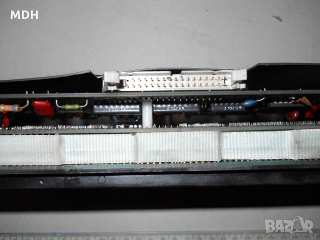 дисплей - RU-32-8RDC1A, снимка 4 - Друга електроника - 21967149