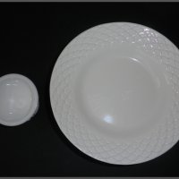 Комплект дълбоки и красиви чинии от аркопал + подарък, снимка 2 - Чинии - 23008374