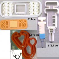 Лепенка пластир слушалки спринцовка лекарски медицина пластмасов резец форма фондан тесто бисквитки, снимка 1 - Форми - 26136178