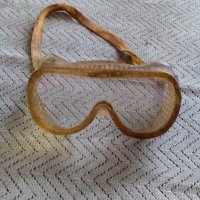 Стари предпазни очила, снимка 1 - Антикварни и старинни предмети - 22169625