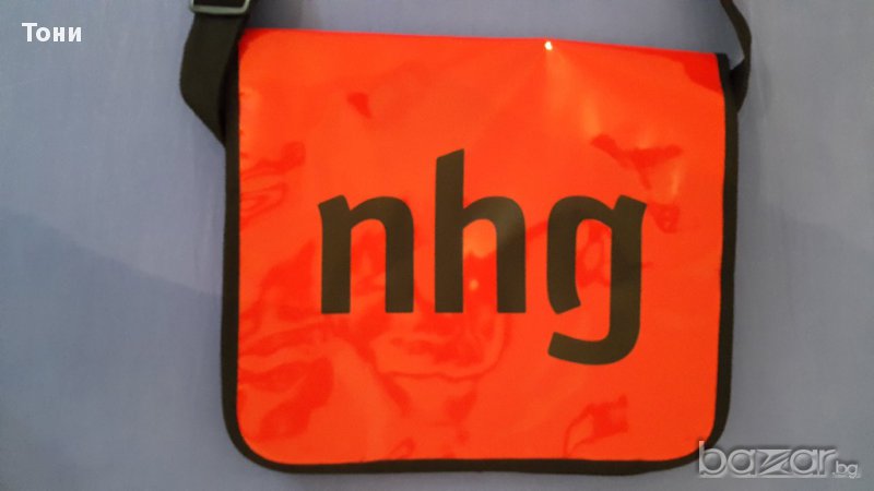 Стилна  червена мъжка  чанта  HALFAR, снимка 1