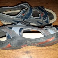 Сандали Clarks , снимка 2 - Детски сандали и чехли - 25893714