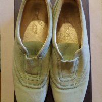 Дам.обувки-"HOGAN"-/ест.велур/-№38 1/2-цвят-мента. Закупени от Италия., снимка 1 - Дамски ежедневни обувки - 22385545