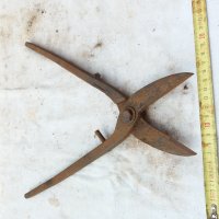 стара работеща ножица с маркировка за рязане на ламарина, снимка 6 - Антикварни и старинни предмети - 25002990