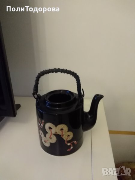 Порцеланов чайник с Китайски мотиви , снимка 1