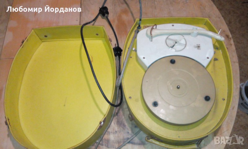 Ретро грамофон, снимка 1