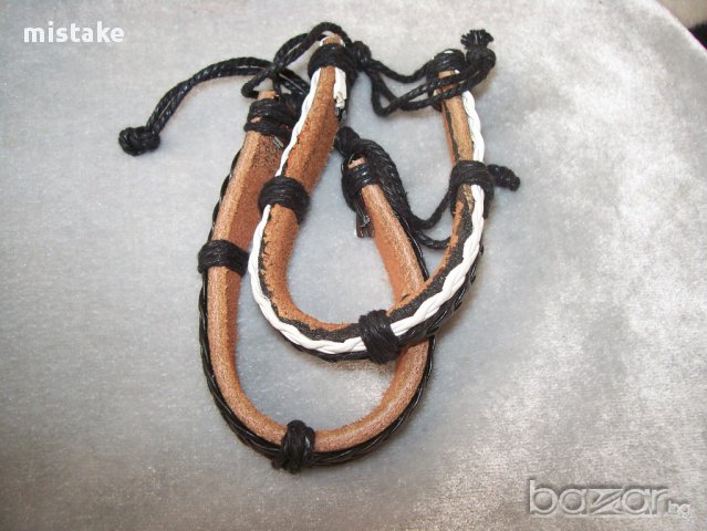 двуцветна кожена гривна, снимка 3 - Гривни - 13077275