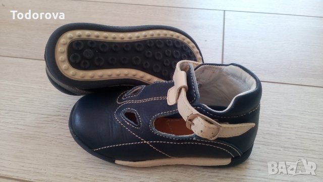 Обувки на Mister Beby, снимка 4 - Детски маратонки - 22525830