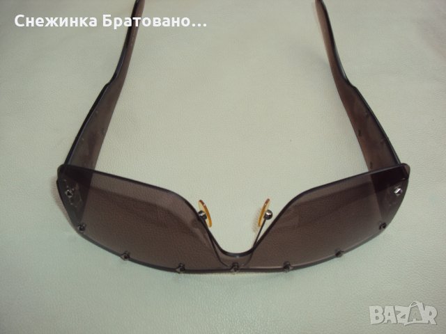 100 % оригинални слънчеви очила на VALENTINO, снимка 10 - Слънчеви и диоптрични очила - 22246014