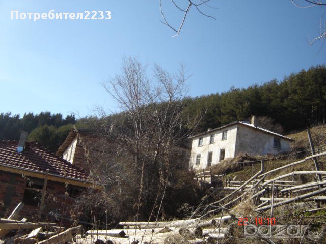 Продавам  каменна къща в с.Зорница 2ет. / двор - 300кв./ ток , вода , асфалтов път , хубава панорама, снимка 11 - Къщи - 13862660