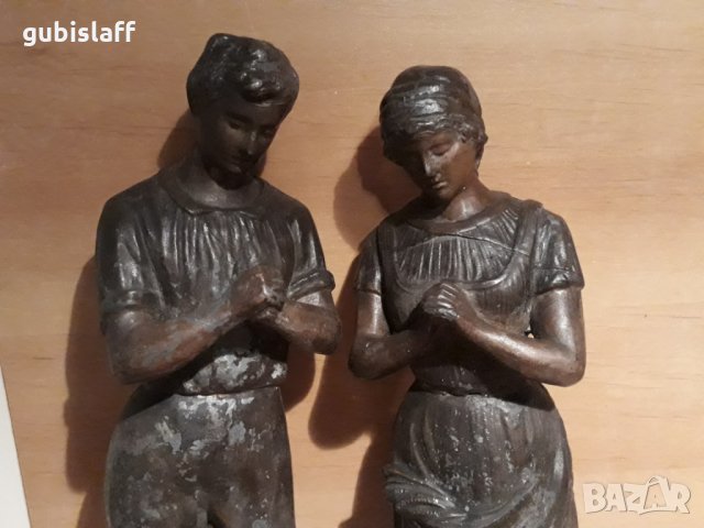 Стара метална статуетка, мъж, жена, молитва, снимка 3 - Статуетки - 23498315