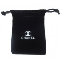 Подаръчна торбичка за бижута Ch  кадифе, снимка 1 - Други - 13006183