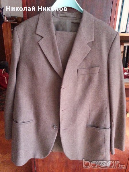 Нов мъжки кoстюм бежовокафяв, снимка 1