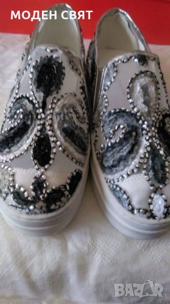 ОРИГИНАЛНИ обувки LAURA BIAGIOTTI, снимка 1