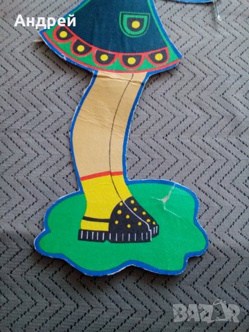 Стара картонена кукла, снимка 3 - Други ценни предмети - 25159697