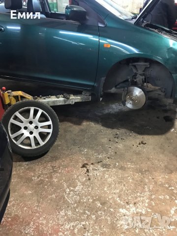 Хонда Сивик 2002 година 1600 кубика 110 коня 3 врати, снимка 6 - Автомобили и джипове - 26091336