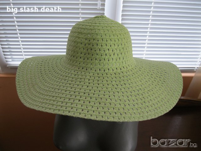 дамски капели., снимка 2 - Шапки - 13802455