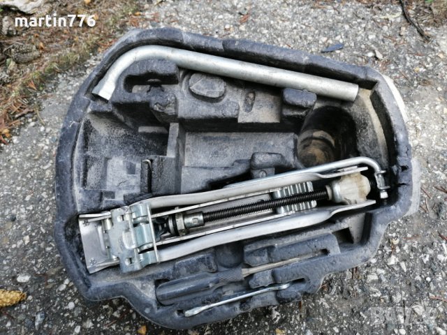 VW Golf 4 1.9 TDI 110коня на части, снимка 8 - Автомобили и джипове - 25523295