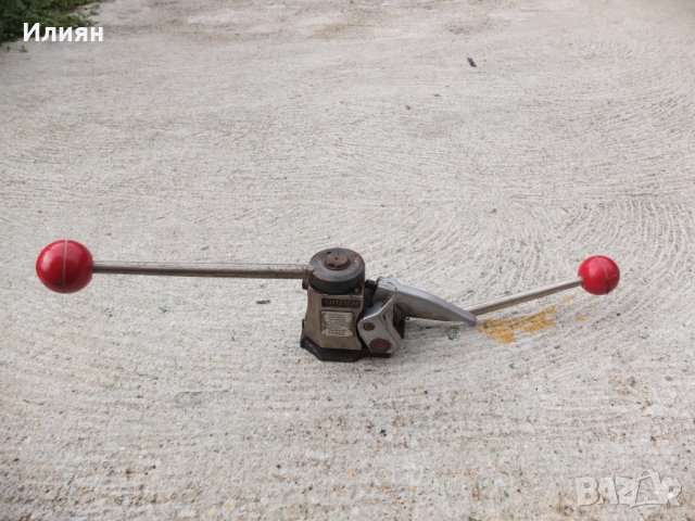 Продавам ръчна чембер машина 