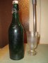 Старо стьклено шише с чаша, снимка 1 - Антикварни и старинни предмети - 19444577
