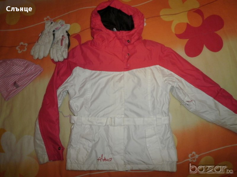 Скиорско яке + подаръци, за 7/8 години, снимка 1