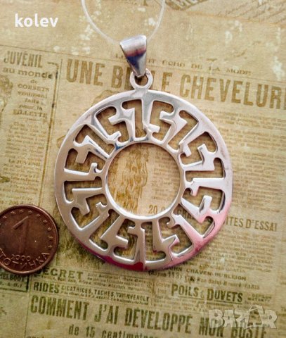 сребърен медальон в стил ВЕРСАЧЕ диаметър 4 см, снимка 2 - Колиета, медальони, синджири - 25273887