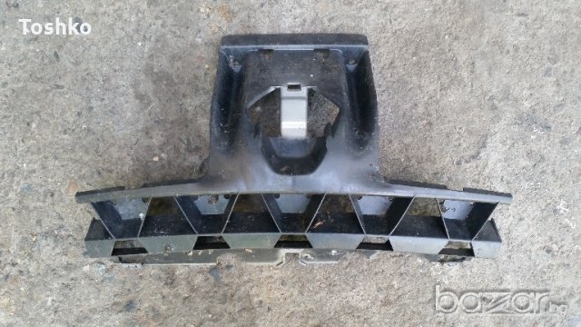 решетка предна броня Рено Меган Renault Megane