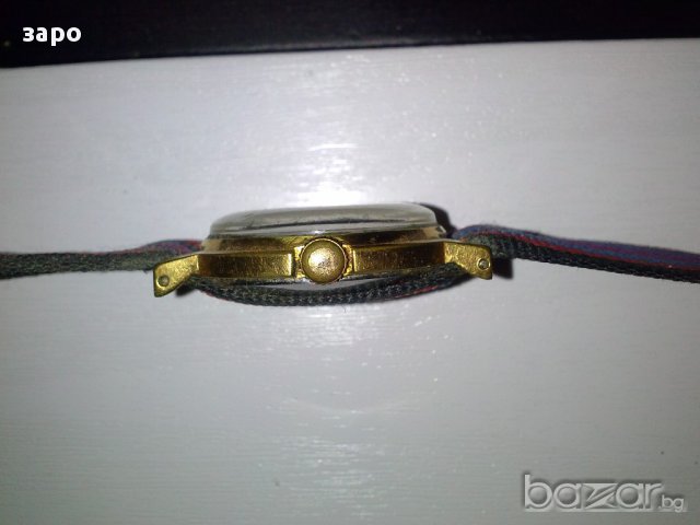 Часовник Заря, снимка 3 - Антикварни и старинни предмети - 13368804