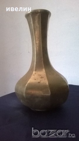 месингова ваза, снимка 1 - Антикварни и старинни предмети - 20283897