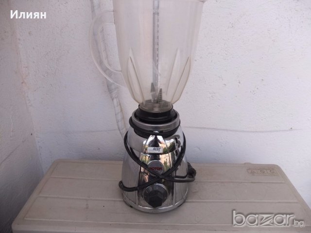 Продавам блендер