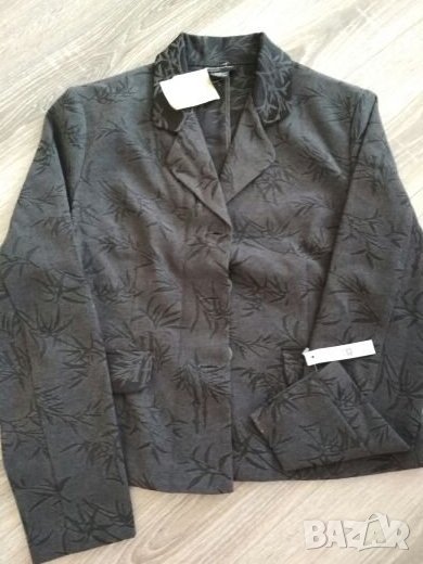 Дамско късо сако, снимка 1