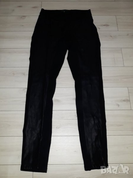 Дамски черен ватиран клин с кожа отпред марка Cassis, снимка 1