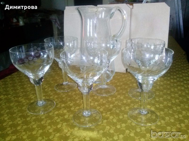 Гравиран сервиз за шампанско /вино/, кана, кристални чаши за вино, снимка 1