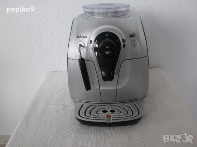 Продавам кафемашини внос от Германия робот пълен автомат SAECO XSMAIL PLUS, снимка 1 - Кафемашини - 25457863