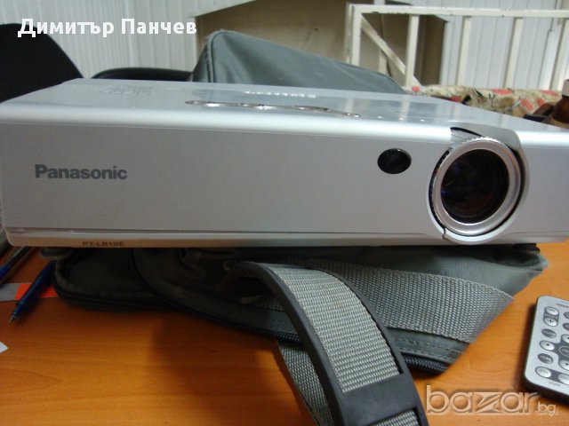 Проектор Panasonic PT-LB10E, снимка 1 - Плейъри, домашно кино, прожектори - 16382696