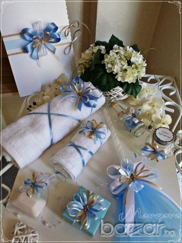 Комплект за кръщене в бежаво и светло синьо с кръстче, снимка 1 - Подаръци за кръщене - 16474133