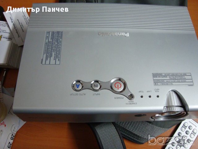 Проектор Panasonic PT-LB10E, снимка 2 - Плейъри, домашно кино, прожектори - 16382696