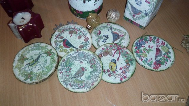 Бутилки с декупаж Коледа, снимка 10 - Декорация за дома - 19831540