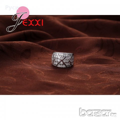 Пръстен сребърно покритие широк с малки бели Австрийски кристали, снимка 2 - Пръстени - 17934273