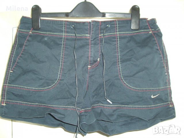 Дамски къси гащи Nike размер М, снимка 1 - Къси панталони и бермуди - 22213410