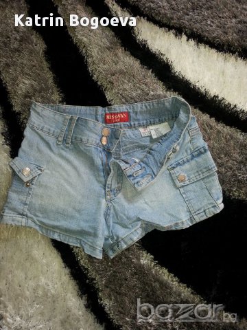 продавам къси панталони, снимка 1