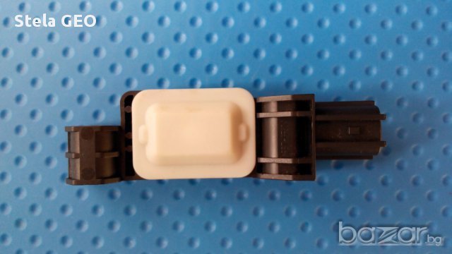 Датчик за airbag за Ауди Audi A8 4E кат.номер  4B0959643D, снимка 3 - Части - 13462850