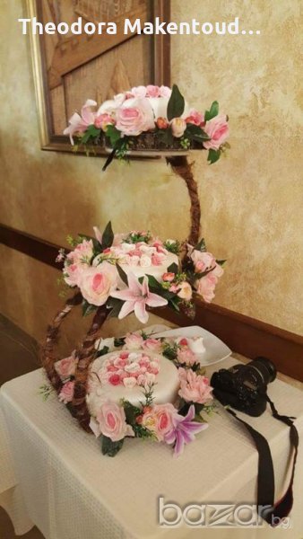 Поставка за торти на три нива по английски модел, снимка 1