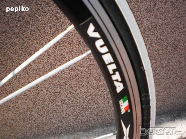 Продавам колела внос от Германия  шосеен велосипед Tretwerk 28 цола карбонова вилка Shimano 105 , снимка 7 - Части за велосипеди - 10101348