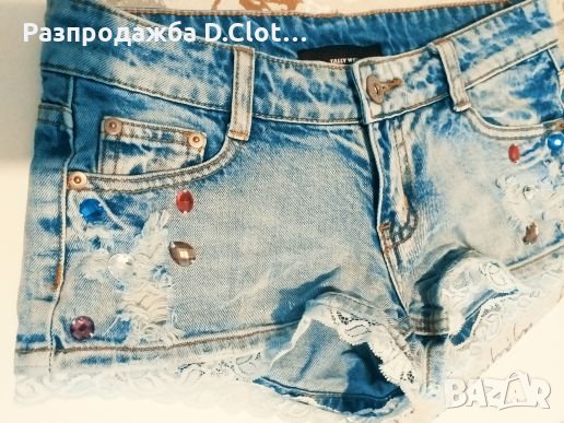 Дънкови панталонки XS, снимка 4 - Дънки - 10457323